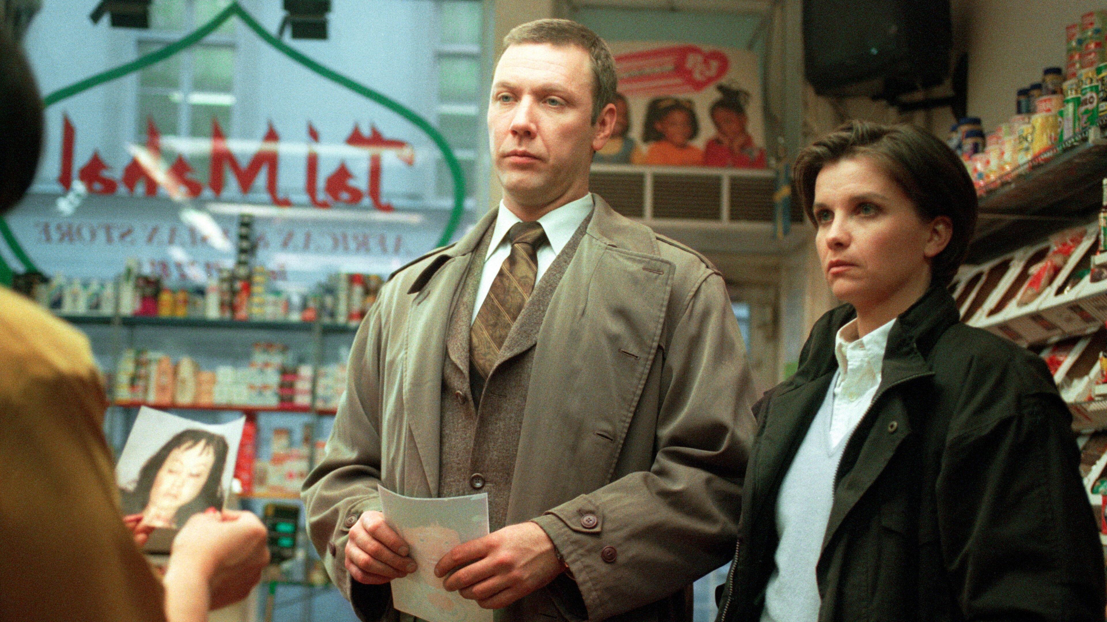 Beck 12 - The Loner 2002 movie scene