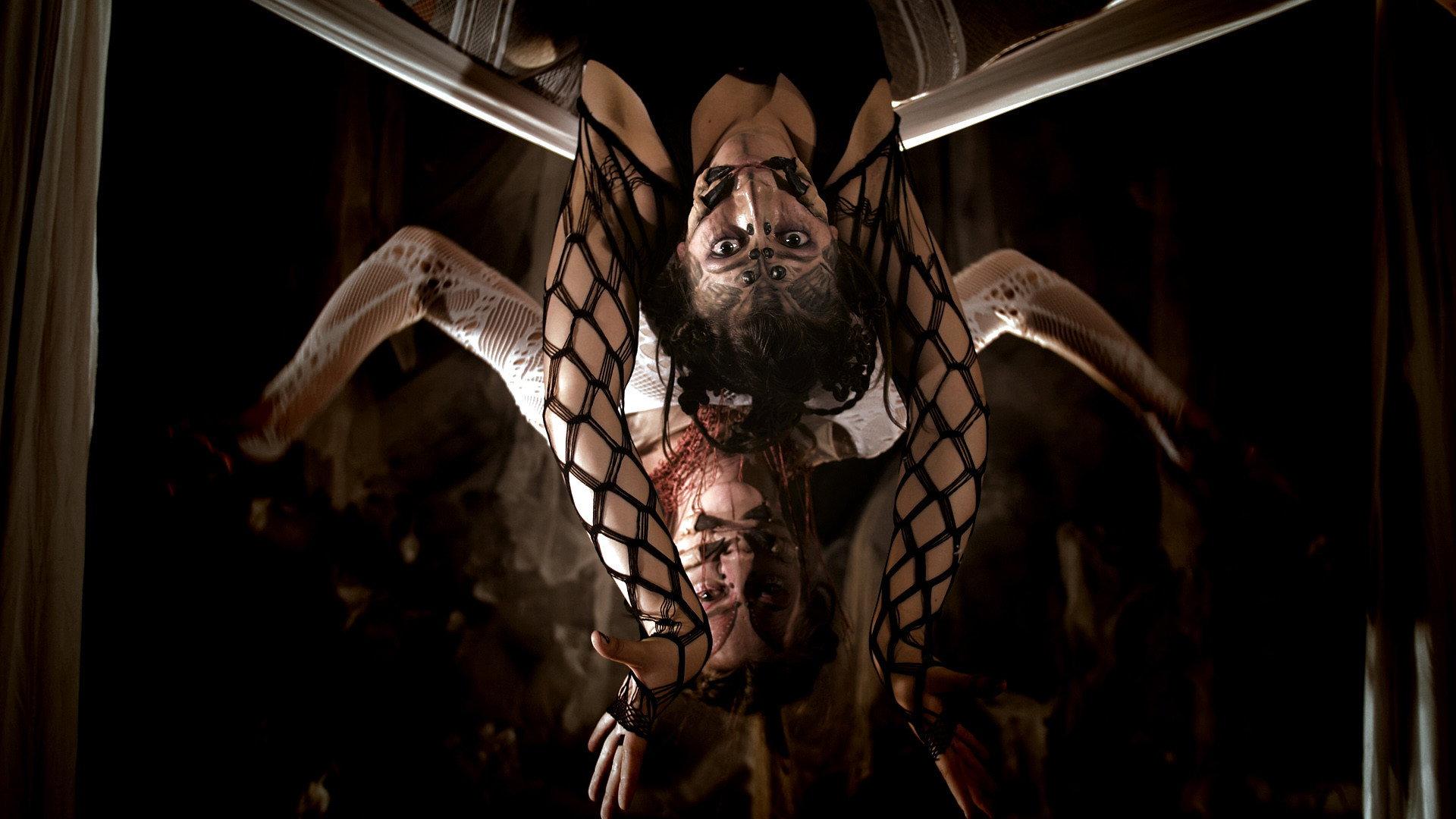 Arachne 2017 movie scene