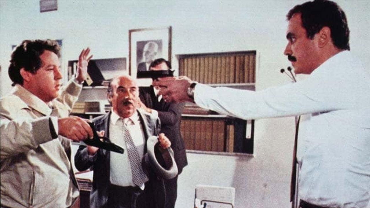 Agenzia Riccardo Finzi... praticamente detective 1979 movie scene