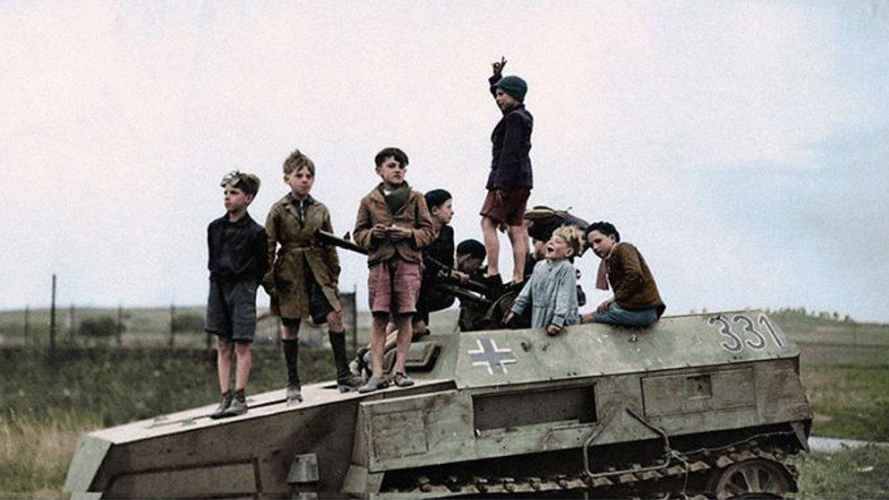 39-45 : La Guerre des enfants 2017 movie scene