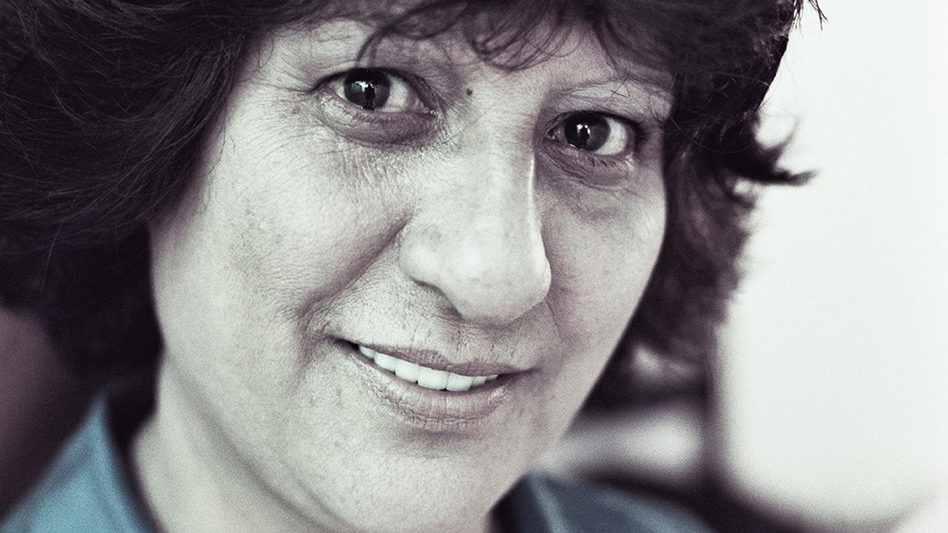 The Bells are Ringing for Ahuva Ozeri 2020 movie scene