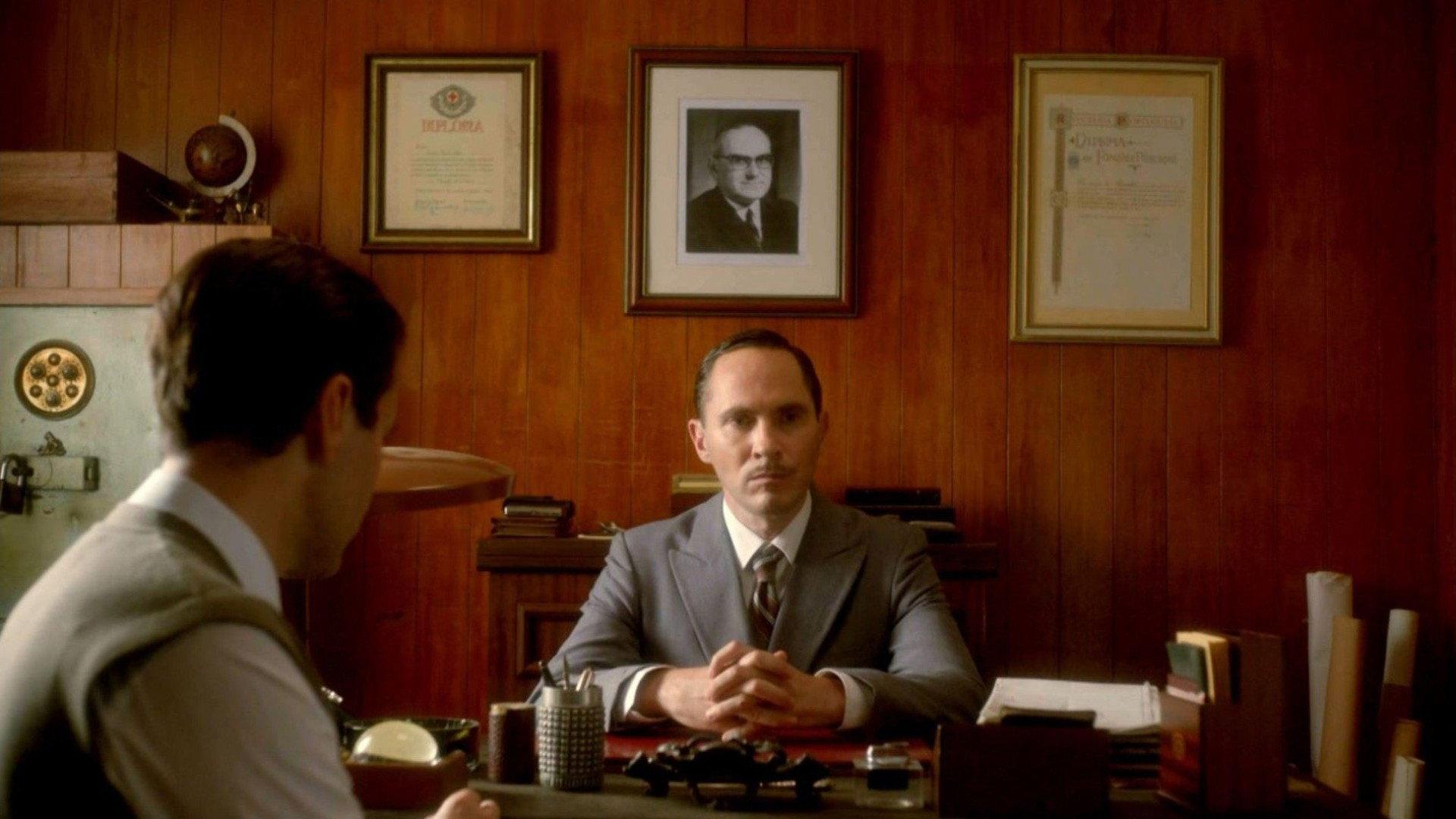 O Chefe do Meu Pai Era um Democrata e Ninguém Sabia 2024 movie scene
