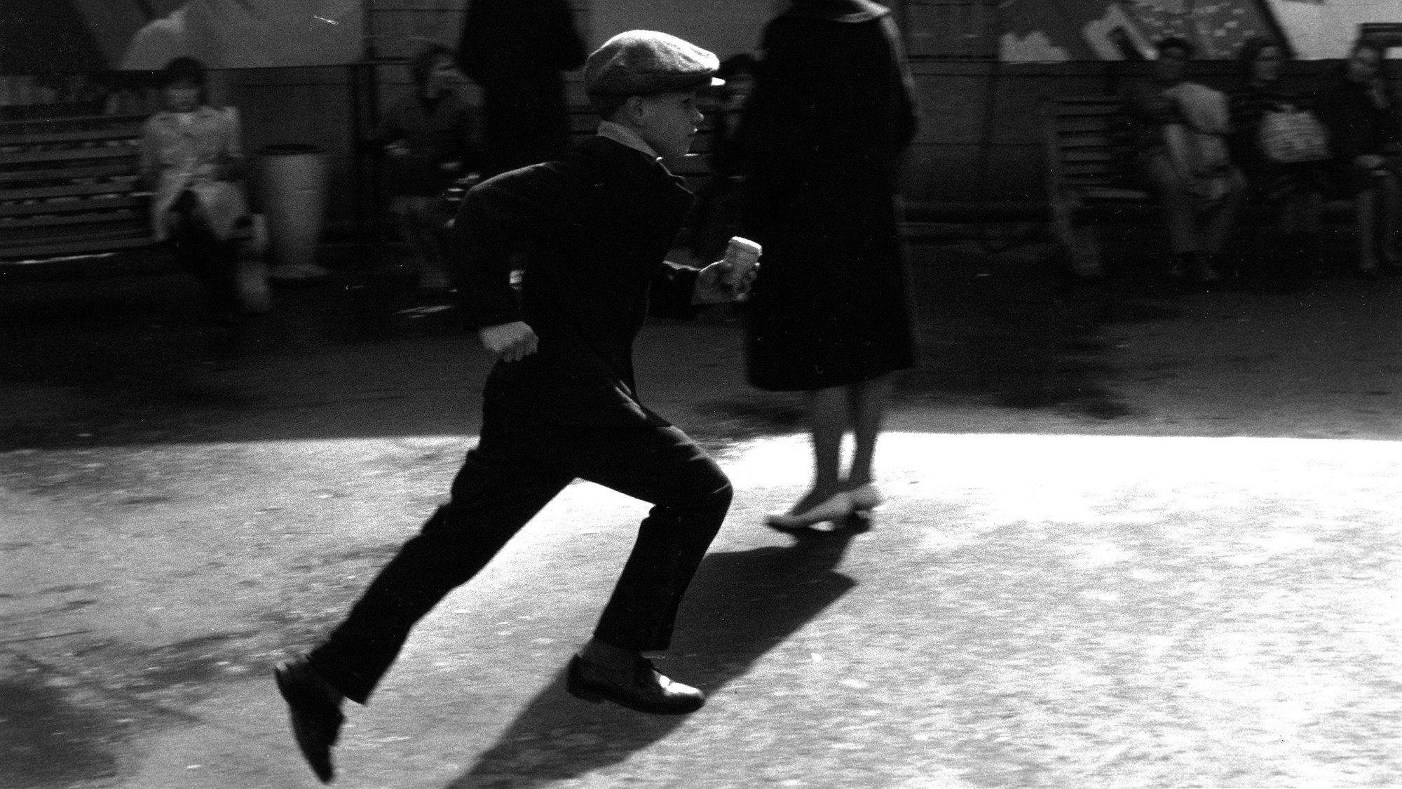 Robert Doisneau: Through the Lens 2017 movie scene