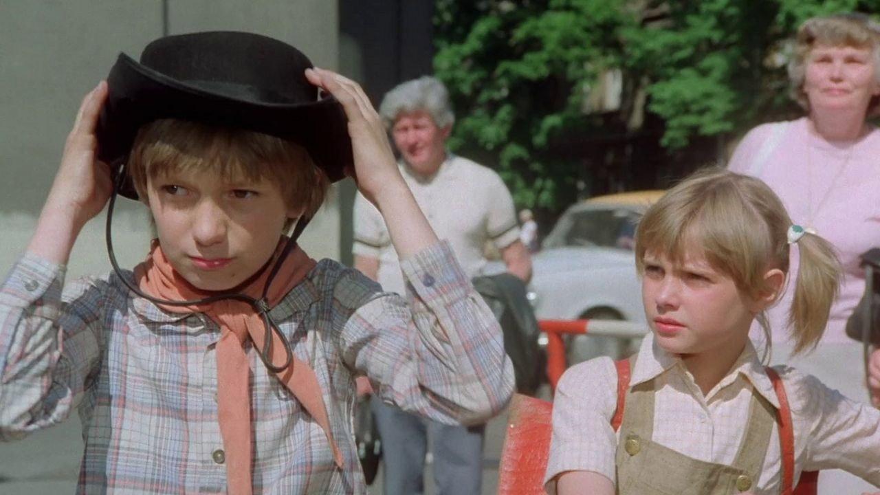 A Long Way to School 1982 movie scene