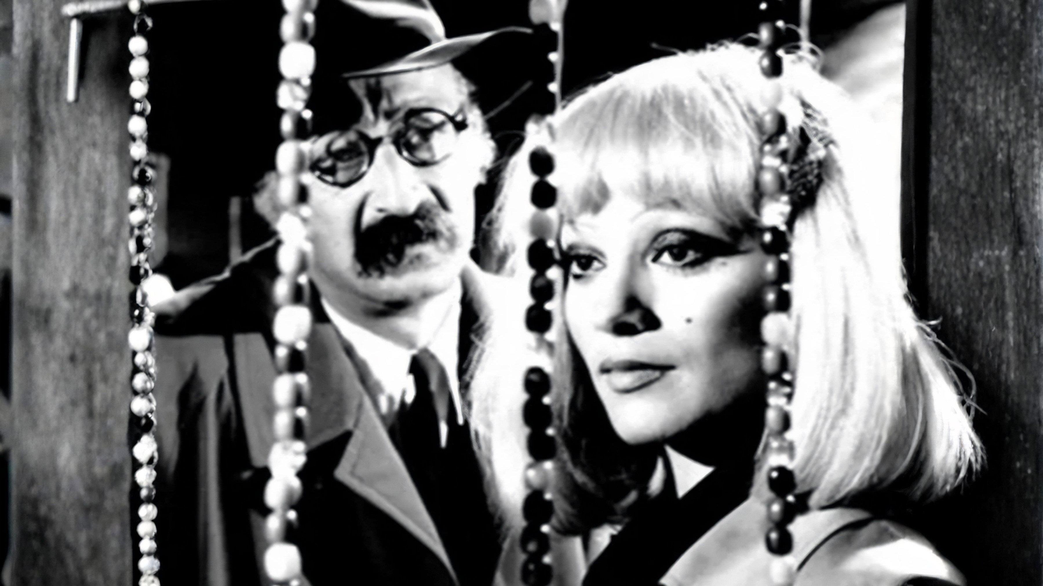 Melek The Singer 1975 movie scene