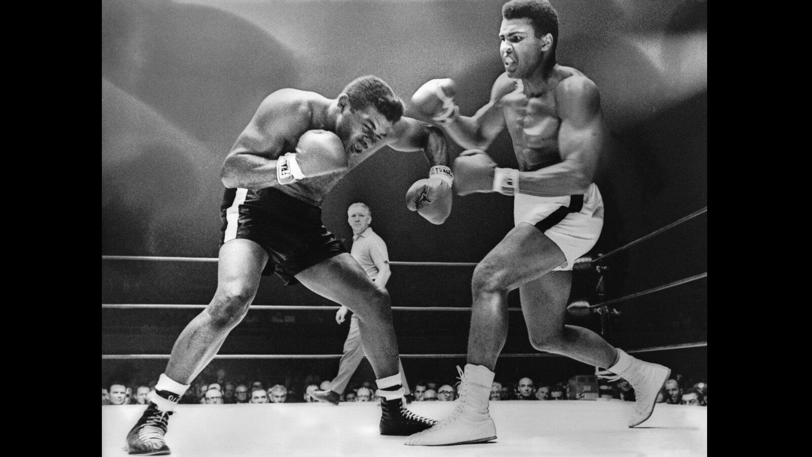 Muhammad Ali vs. Floyd Patterson I 1965 movie scene