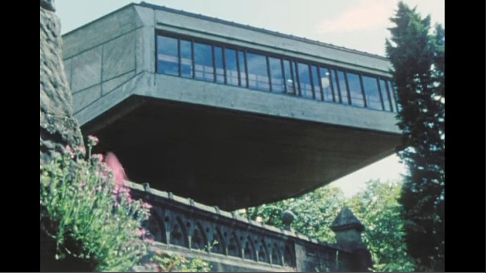 Space and Light 1972 movie scene