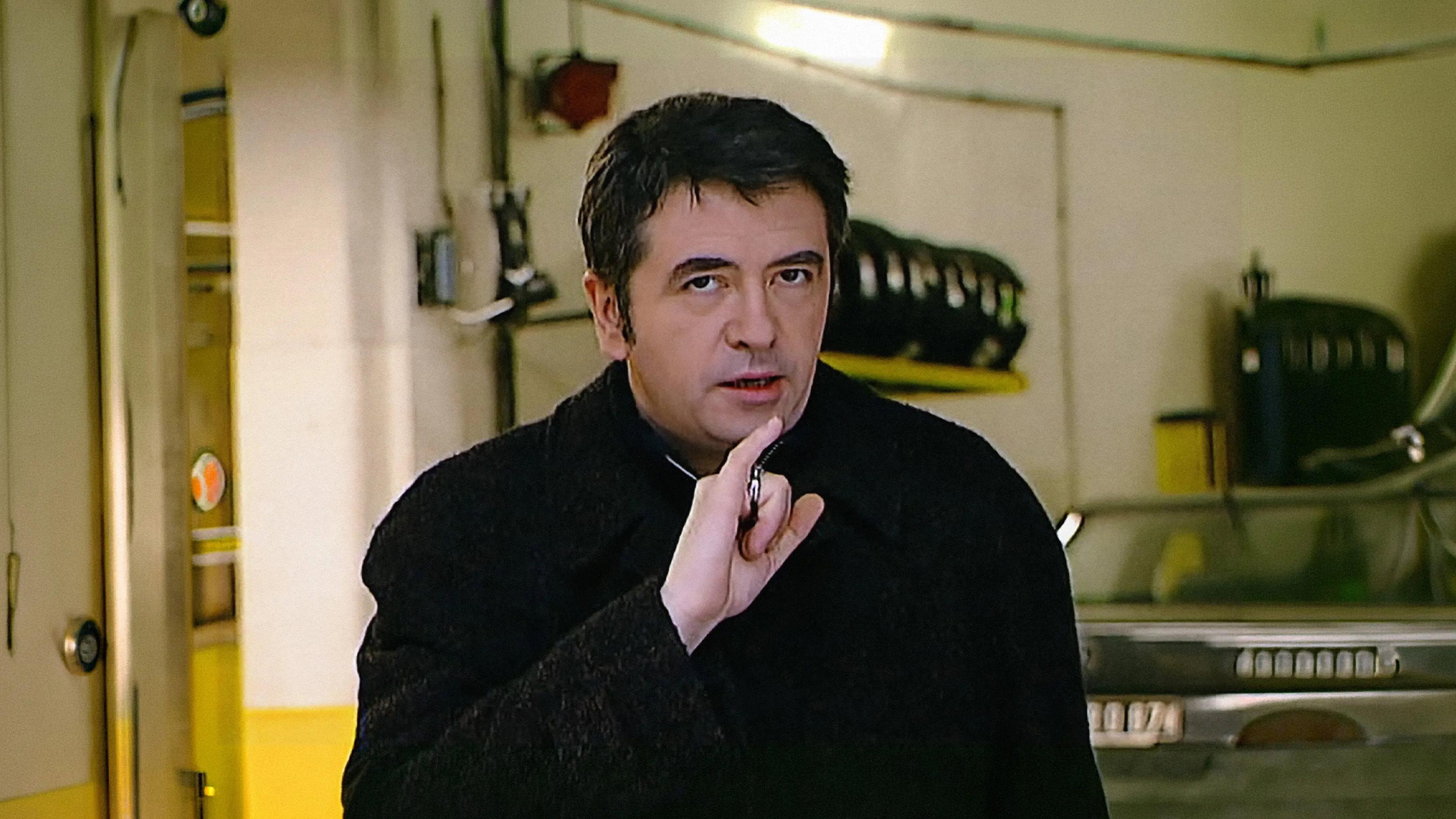 Plus loin dans Lafesse 2000 movie scene