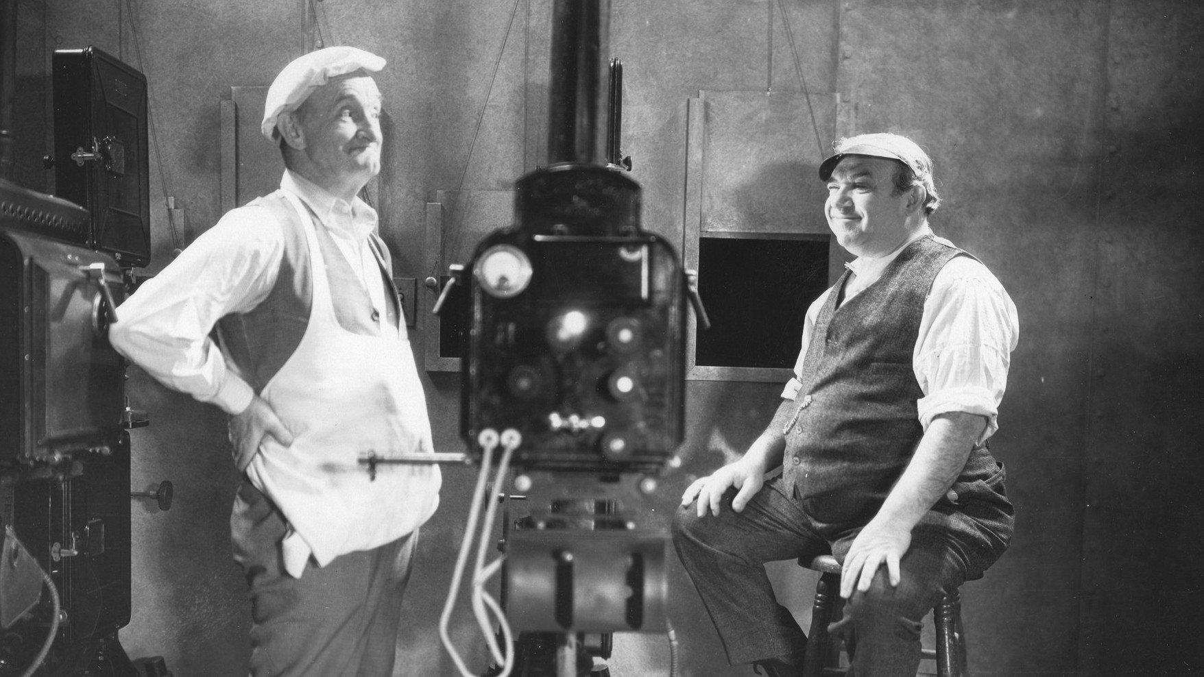 The Cohens and Kellys in Hollywood 1932 movie scene