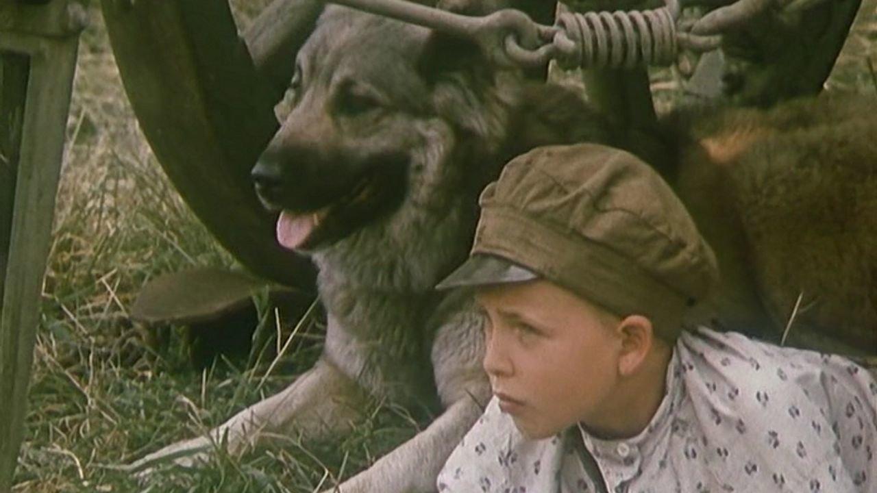 Makar - Pathfinder 1984 movie scene
