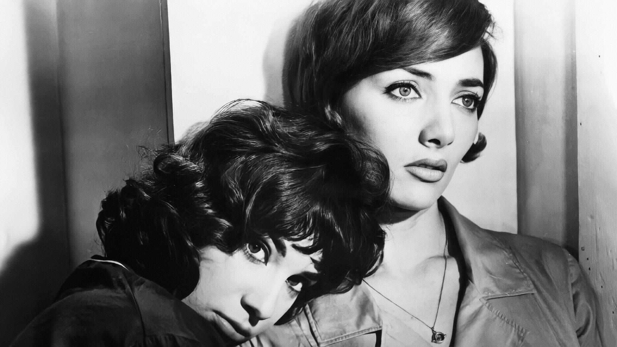 Les Bonnes Femmes 1960 movie scene