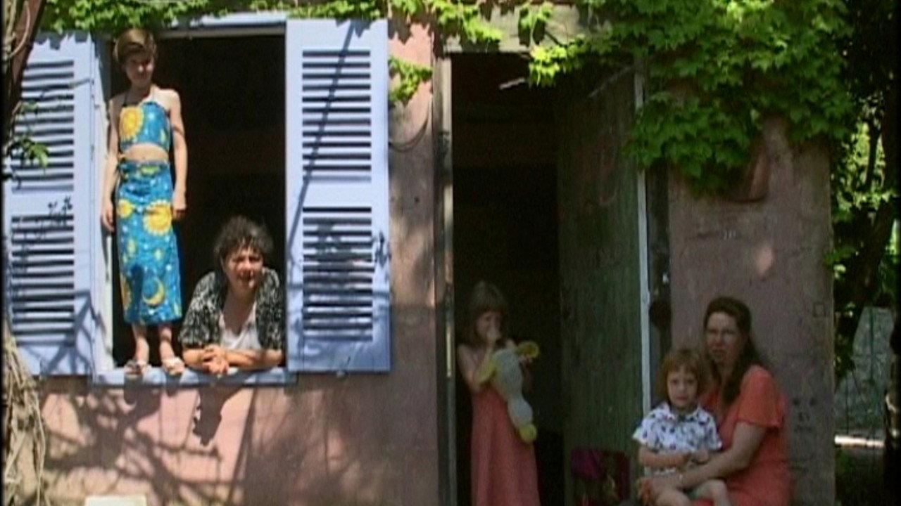 J'ai deux mamans 2005 movie scene