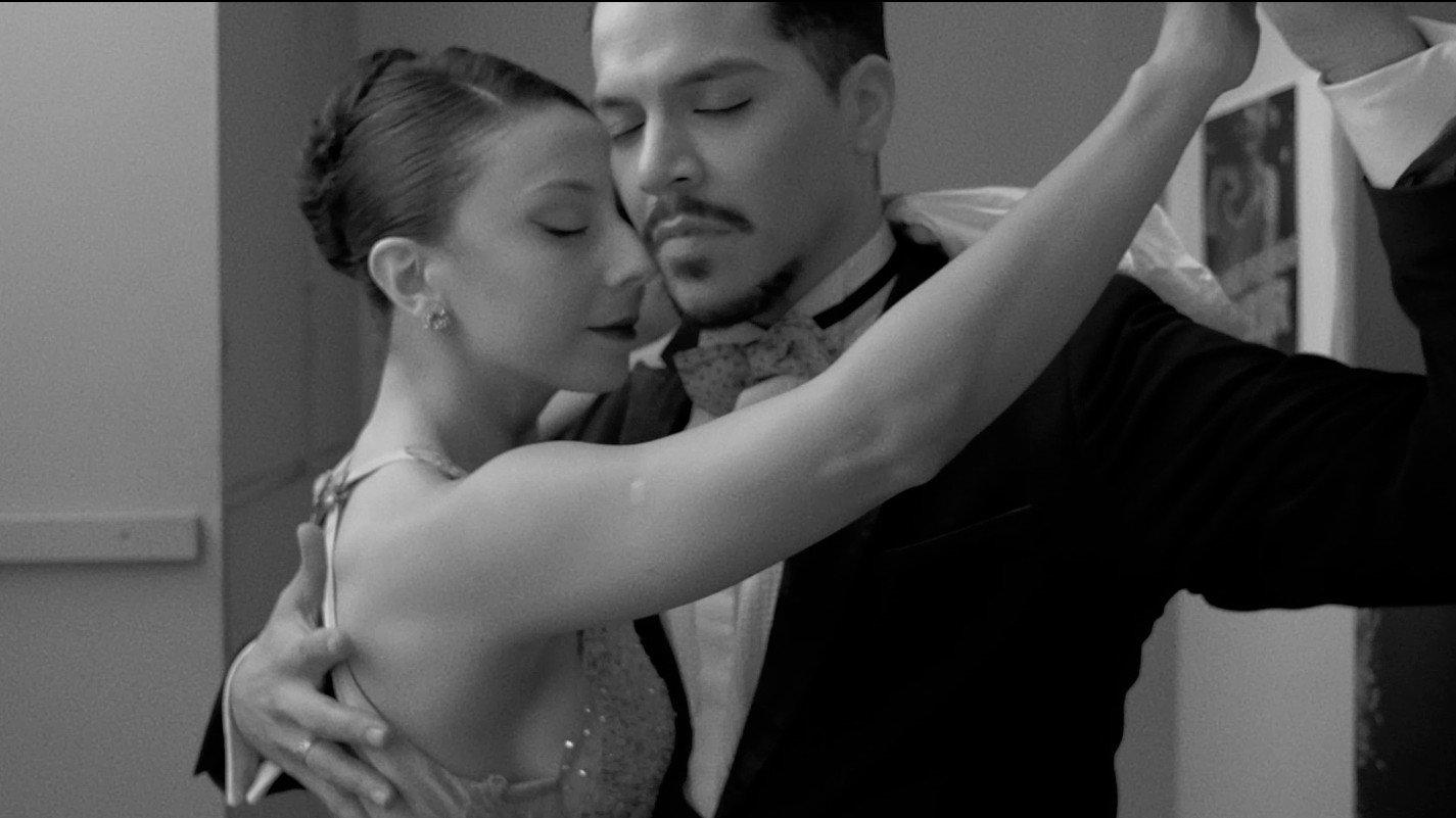 Una Vida es el Tango 2023 movie scene
