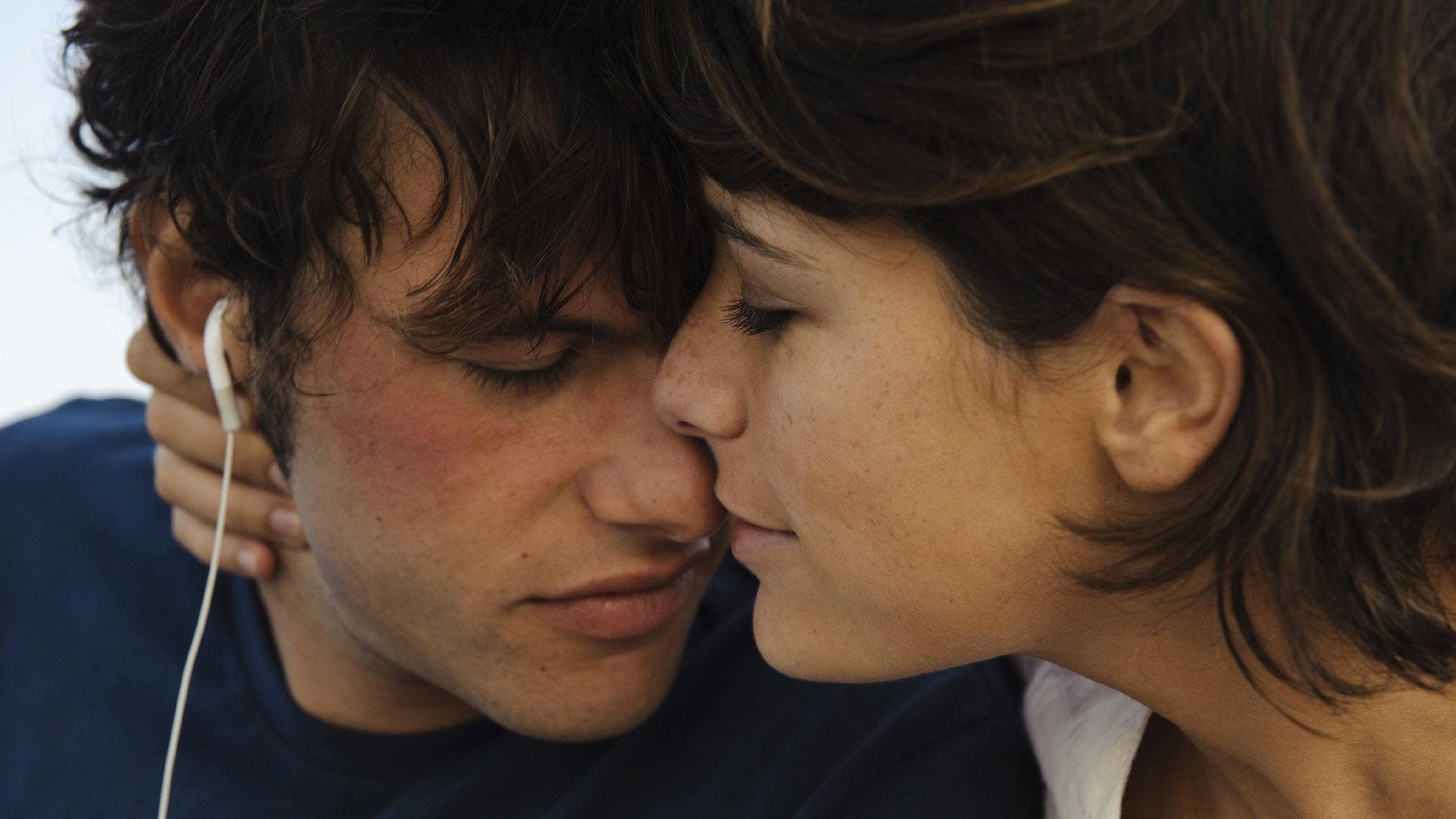 Sul mare 2010 movie scene