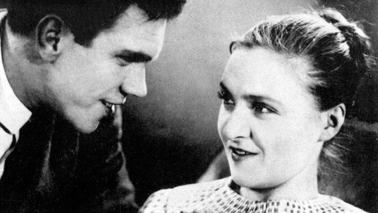 Horizon 1932 movie scene