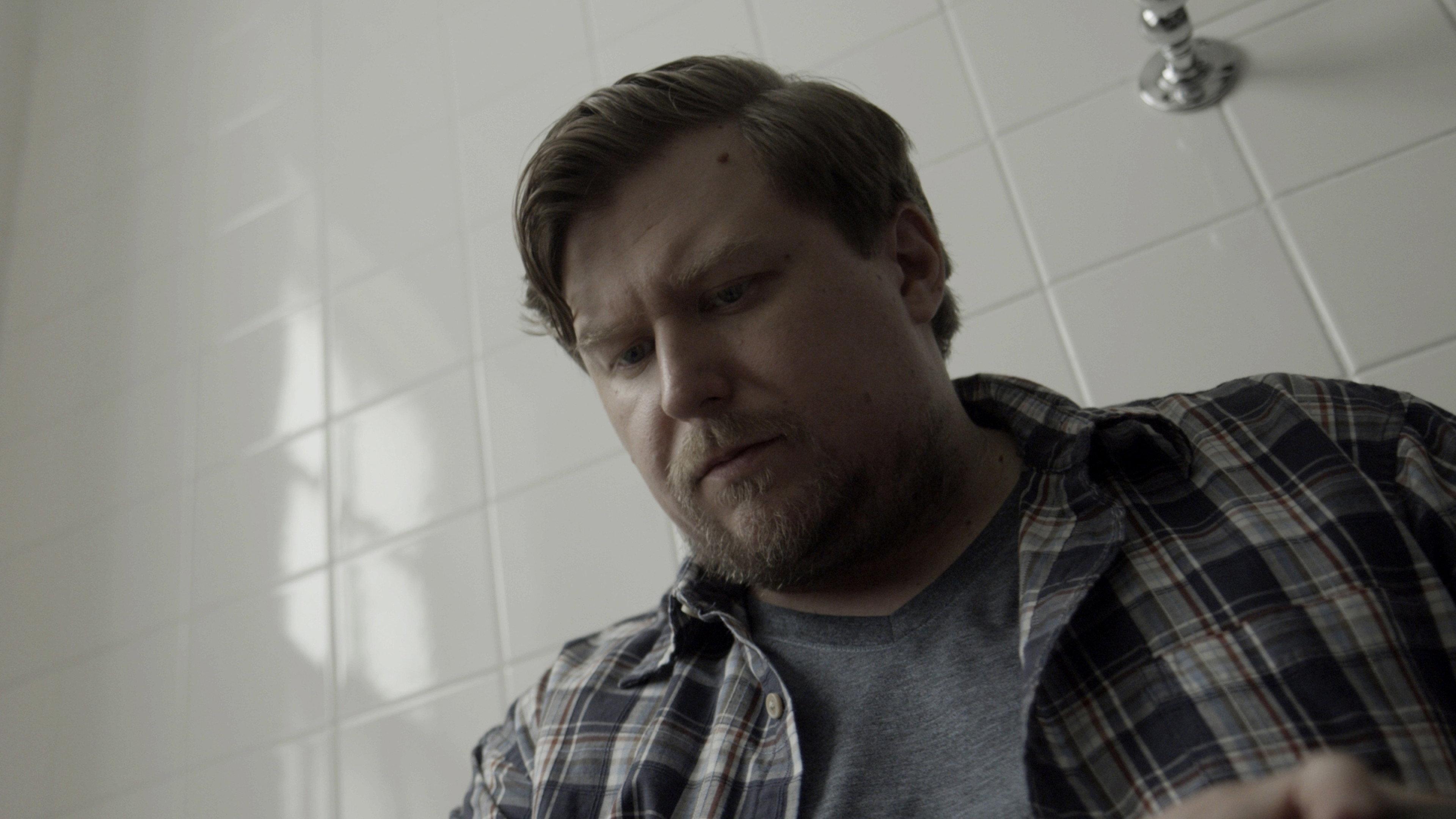 Inez & Doug & Kira 2019 movie scene