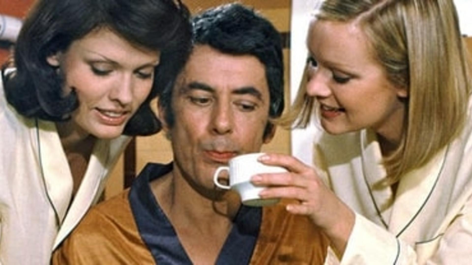 Two Big Girls in Pyjamas 1974 movie scene