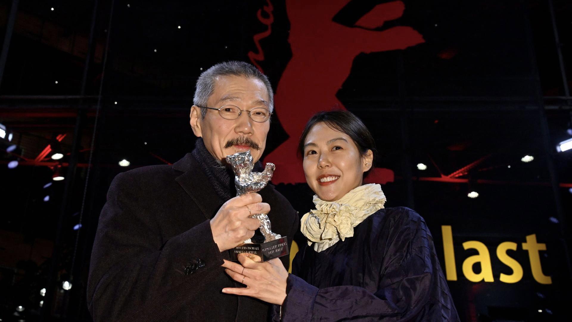 Hong Sangsoo – Winner of the Silver Bear for Best Screenplay 2021 movie scene