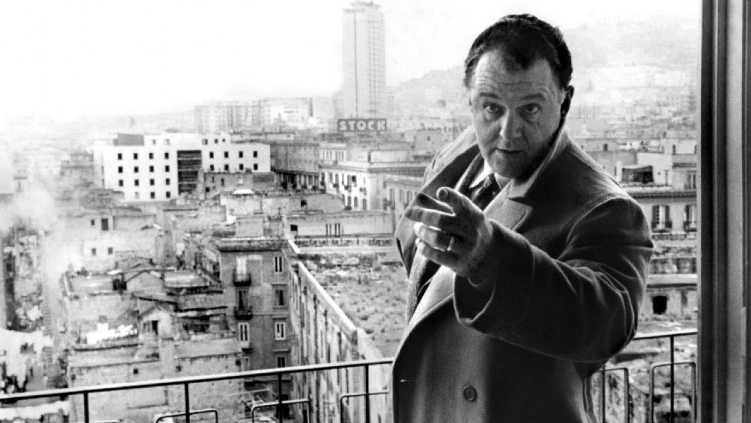 Hands Over the City 1963 movie scene