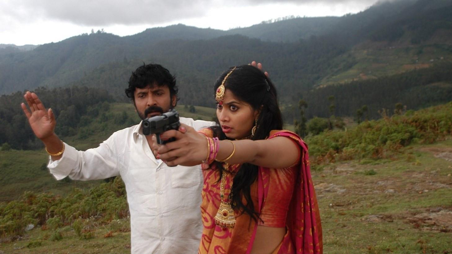 Avan Aval 2016 movie scene