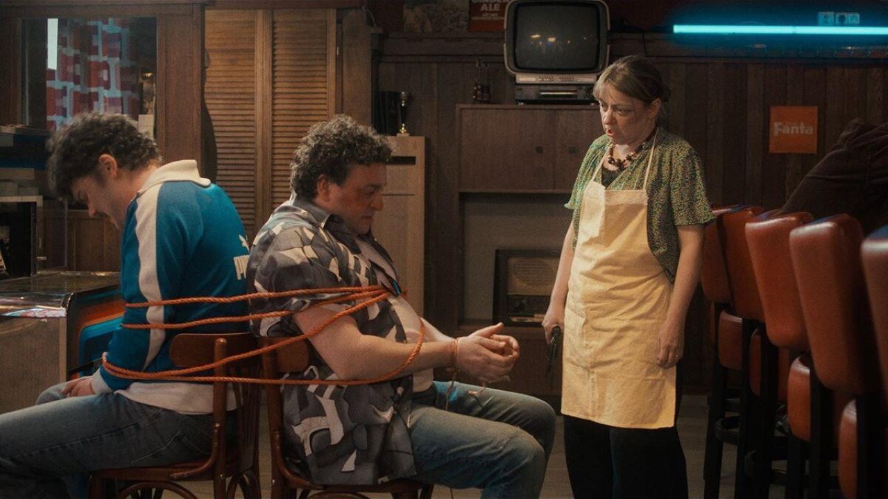 Lotgenoten 2026 movie scene