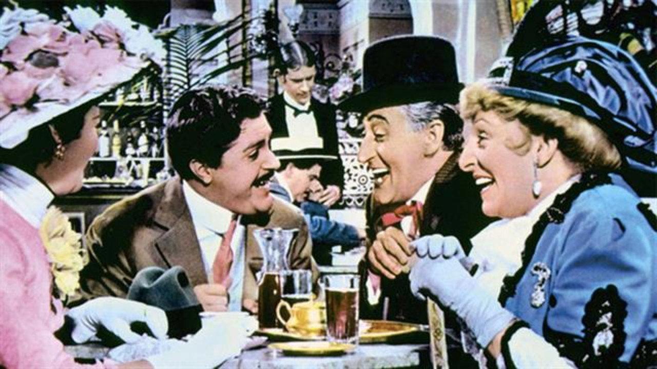 Il medico dei pazzi 1954 movie scene