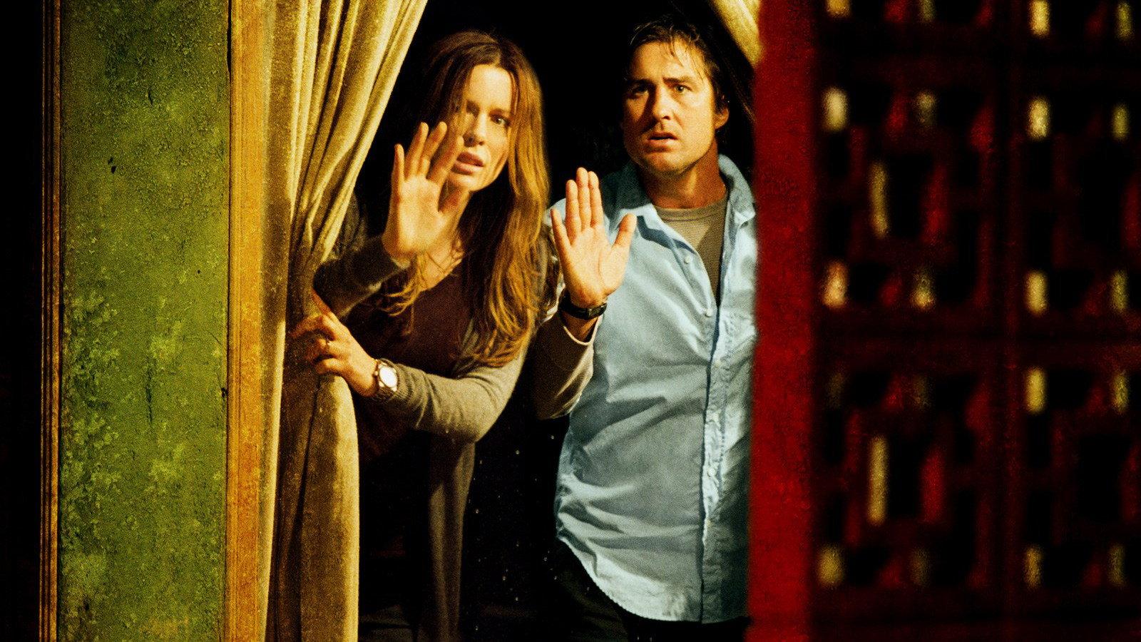 Vacancy 2007 movie scene