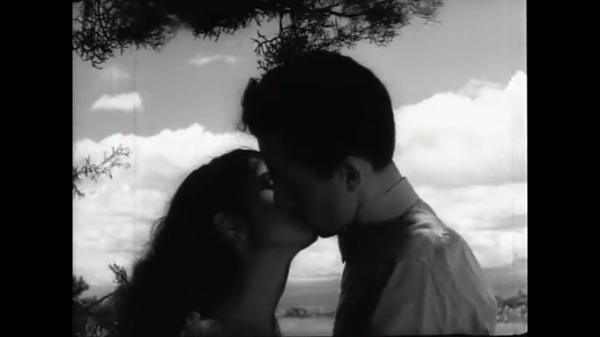 Elvira 1955 movie scene