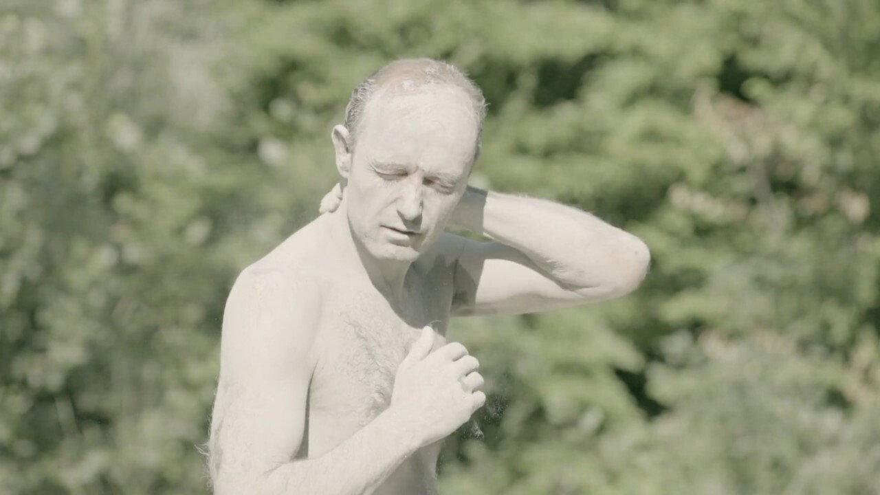Nara Petrovic = Human 2016 movie scene