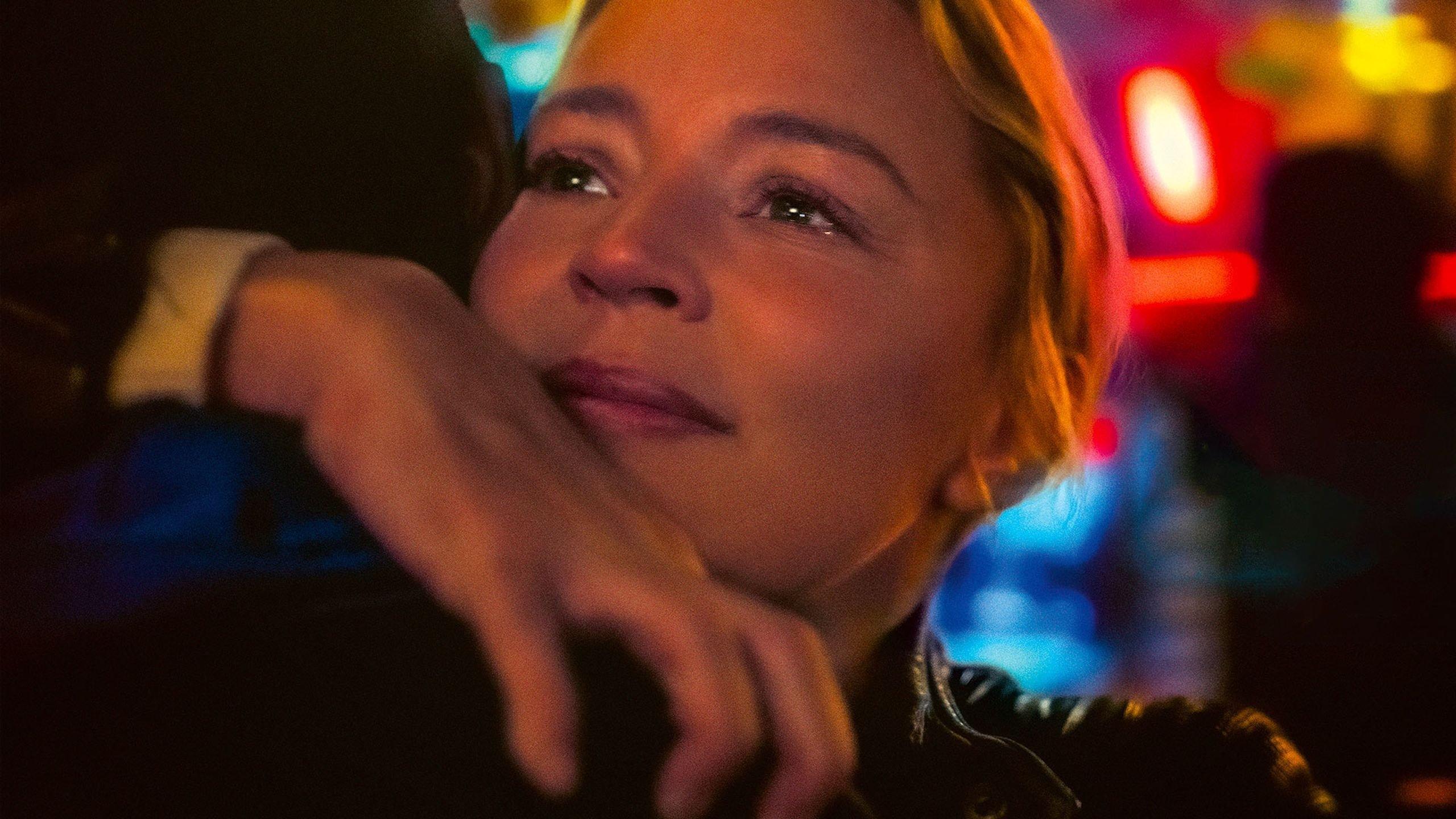 Revoir Paris 2022 movie scene
