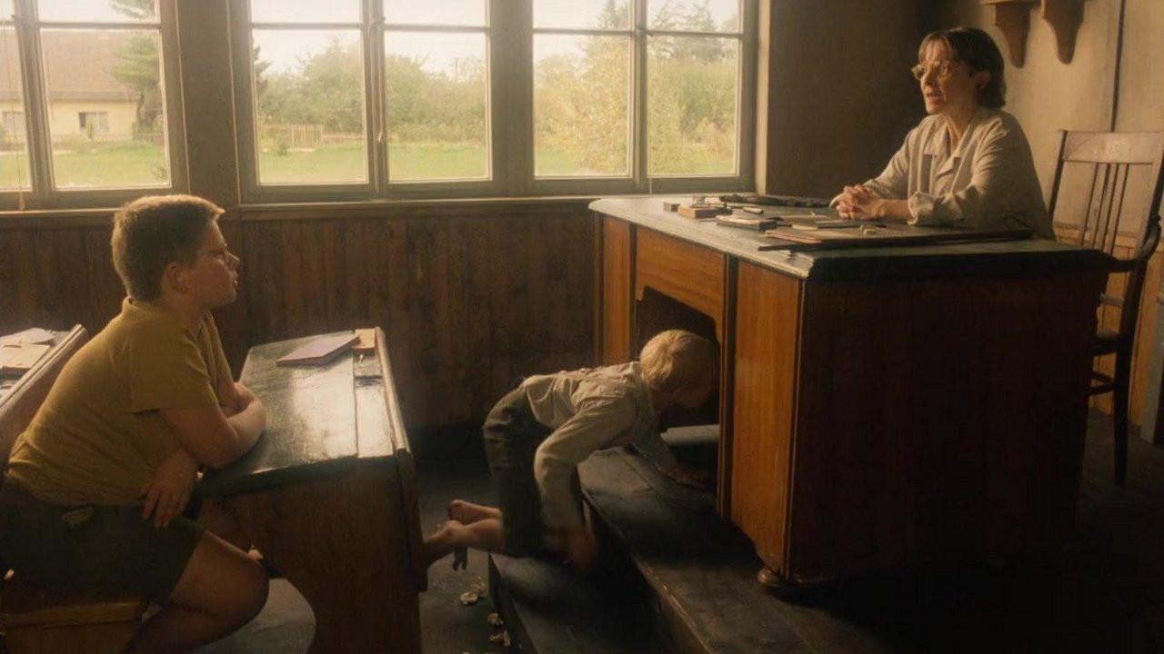 The Elementary School 1991 movie scene