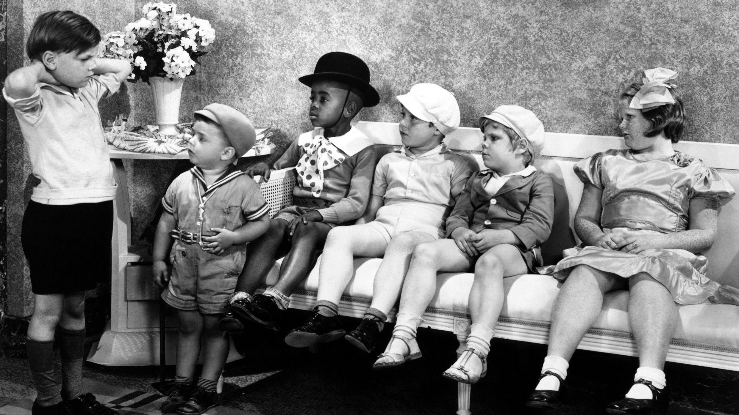 Wild Poses 1933 movie scene
