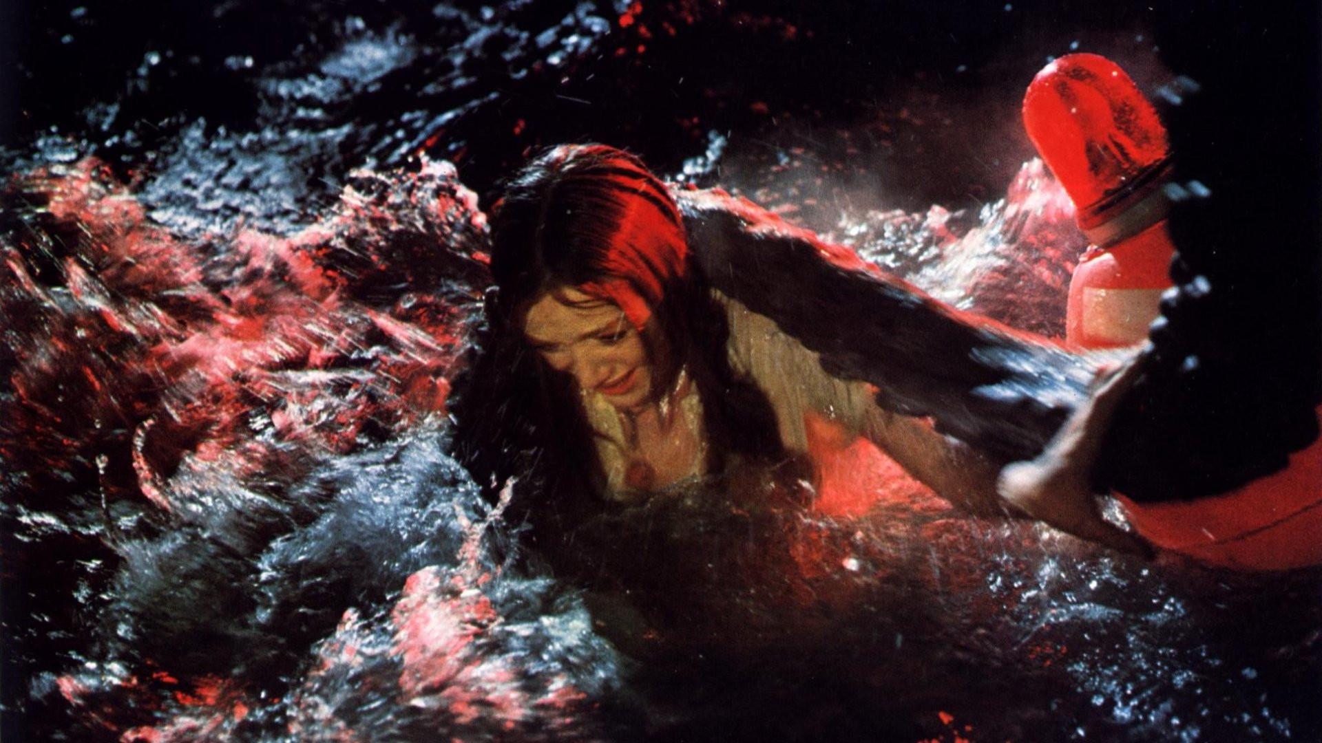 Tentacles 1977 movie scene