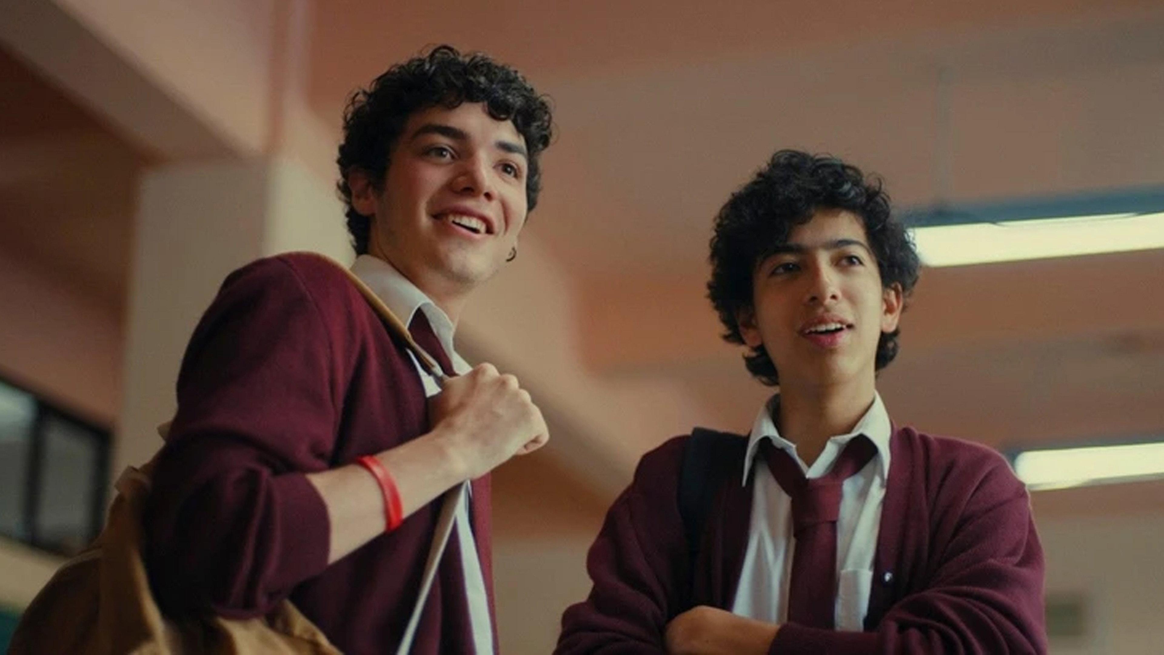 El Club Perfecto 2025 movie scene