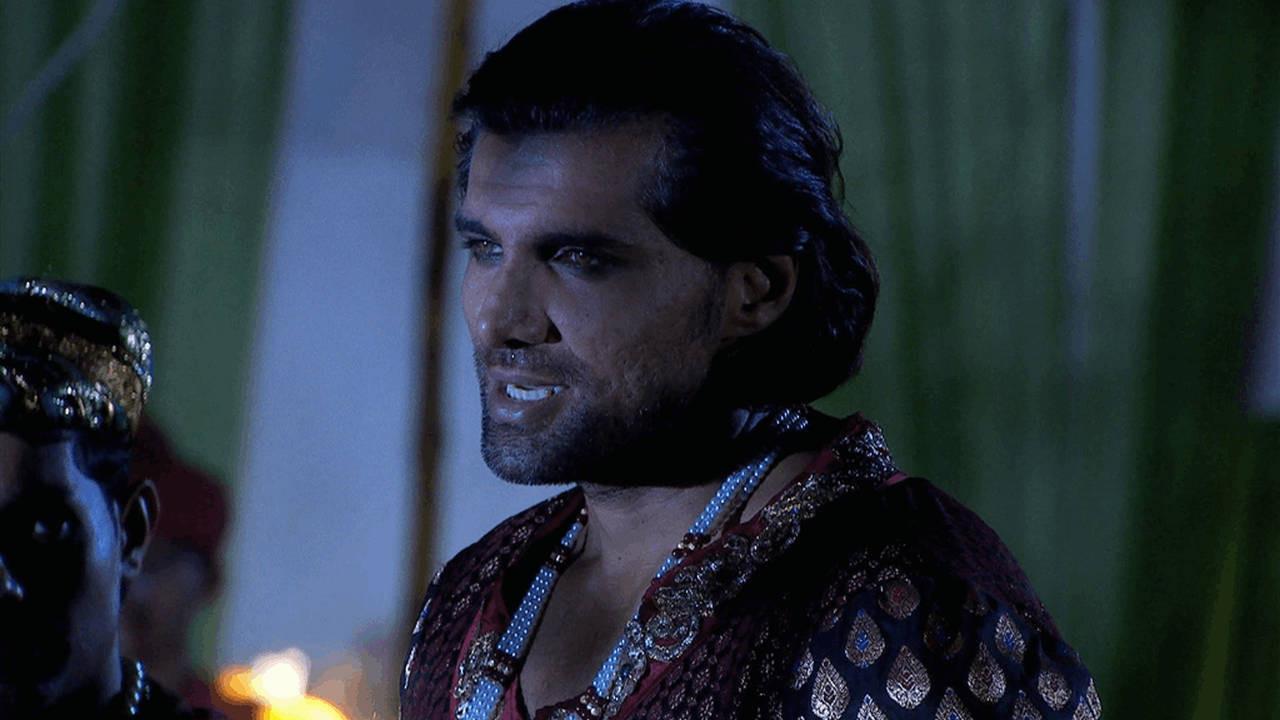 Tehzeeb 2003 movie scene