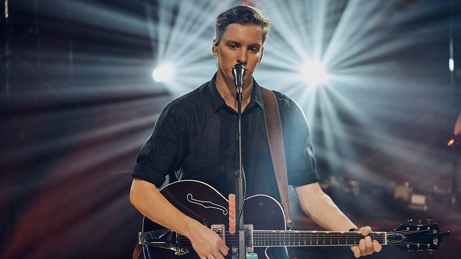 Once in a Lifetime Sessions with George Ezra movie scene