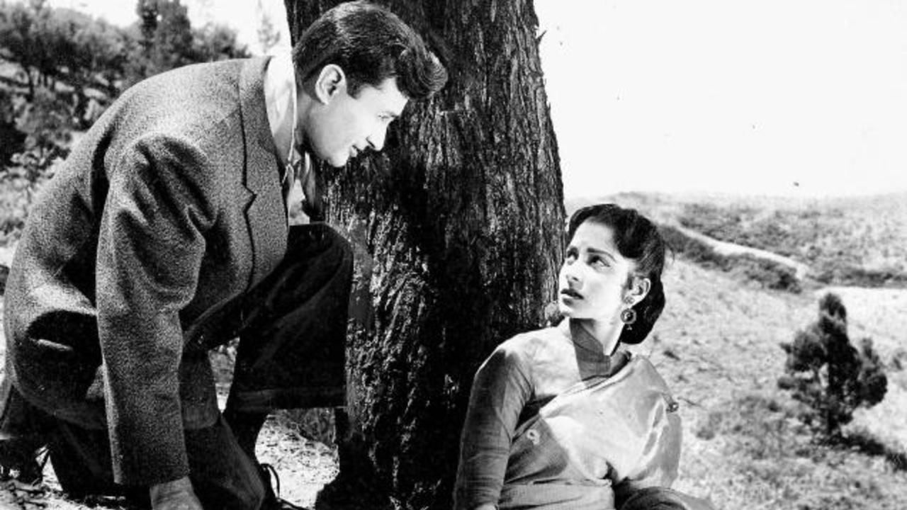 Kala Bazar 1960 movie scene