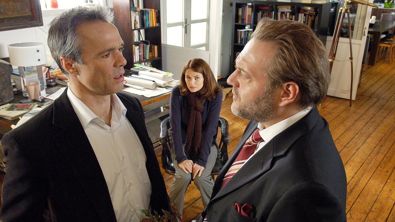 Vier sind einer zuviel 2013 movie scene