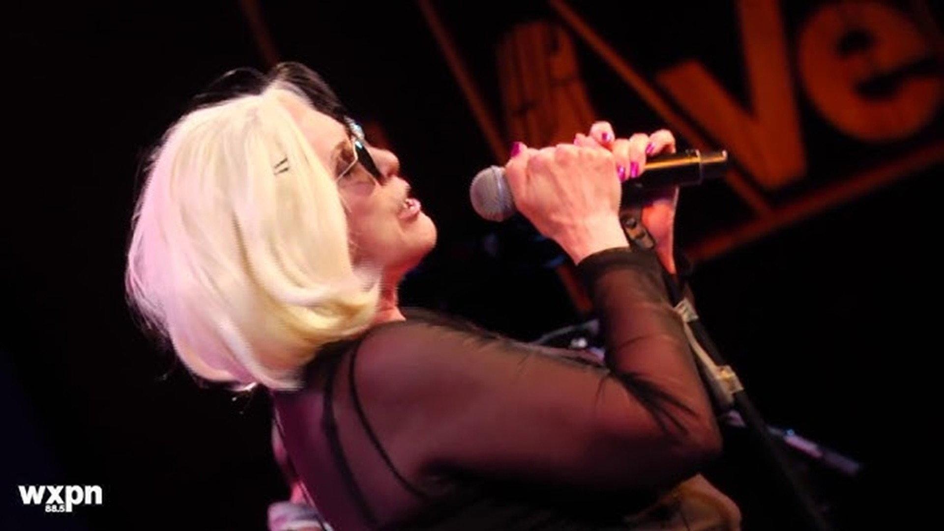 Blondie - Live by Request 2004 movie scene