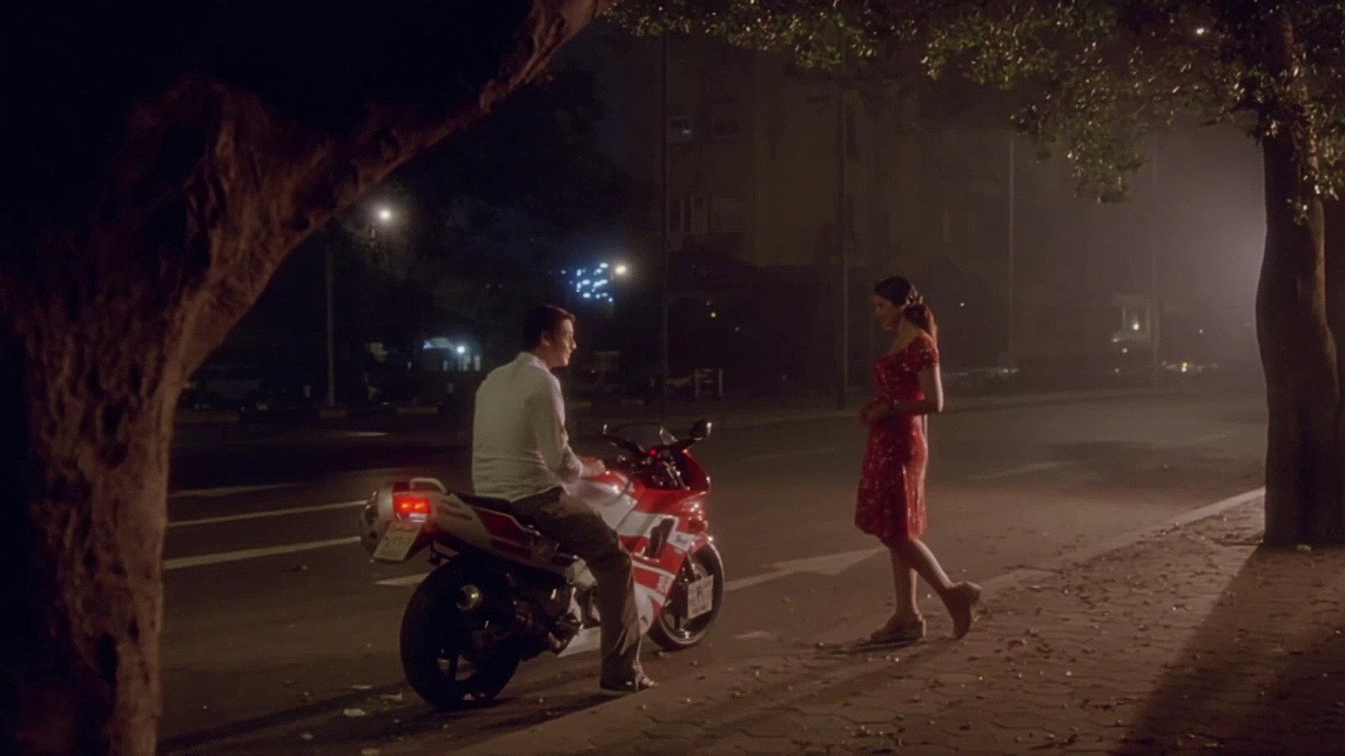 In the Heliopolis Flat 2007 movie scene