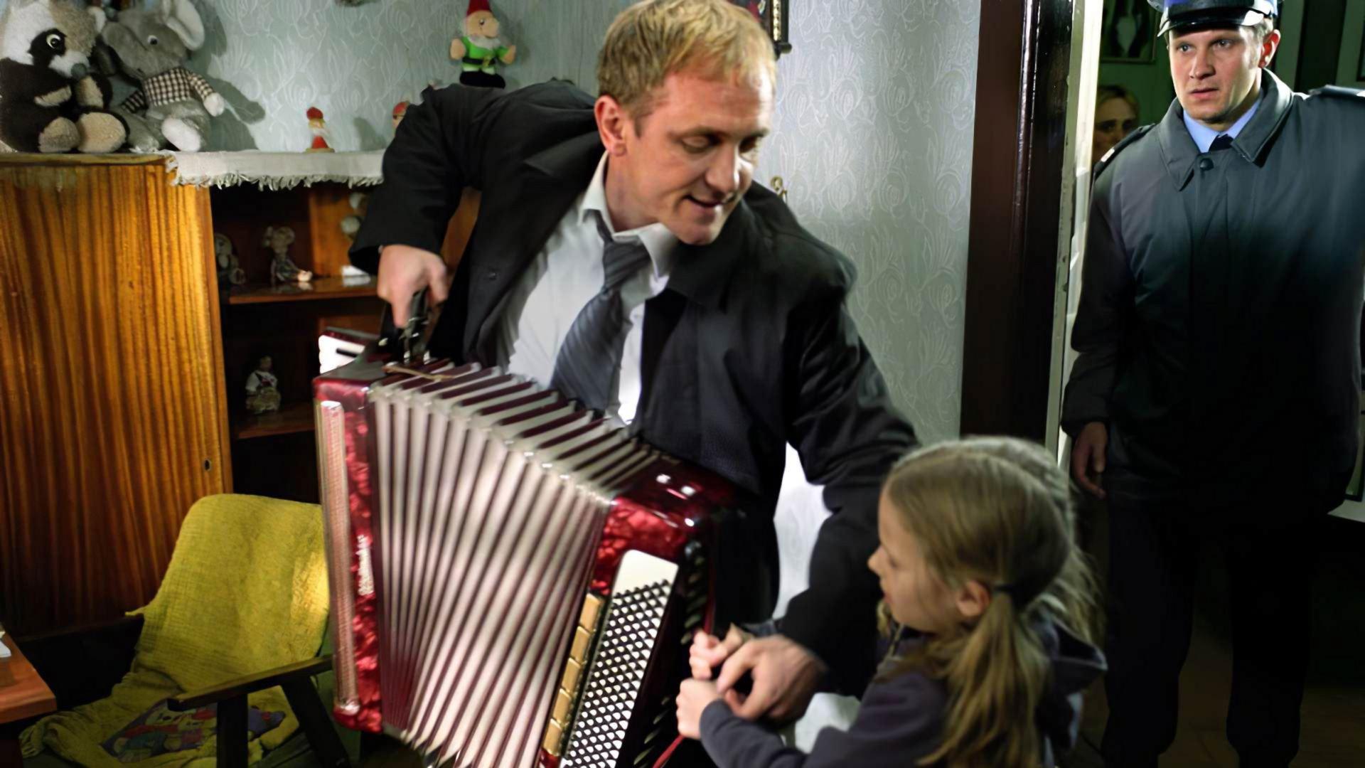 The Collector 2005 movie scene