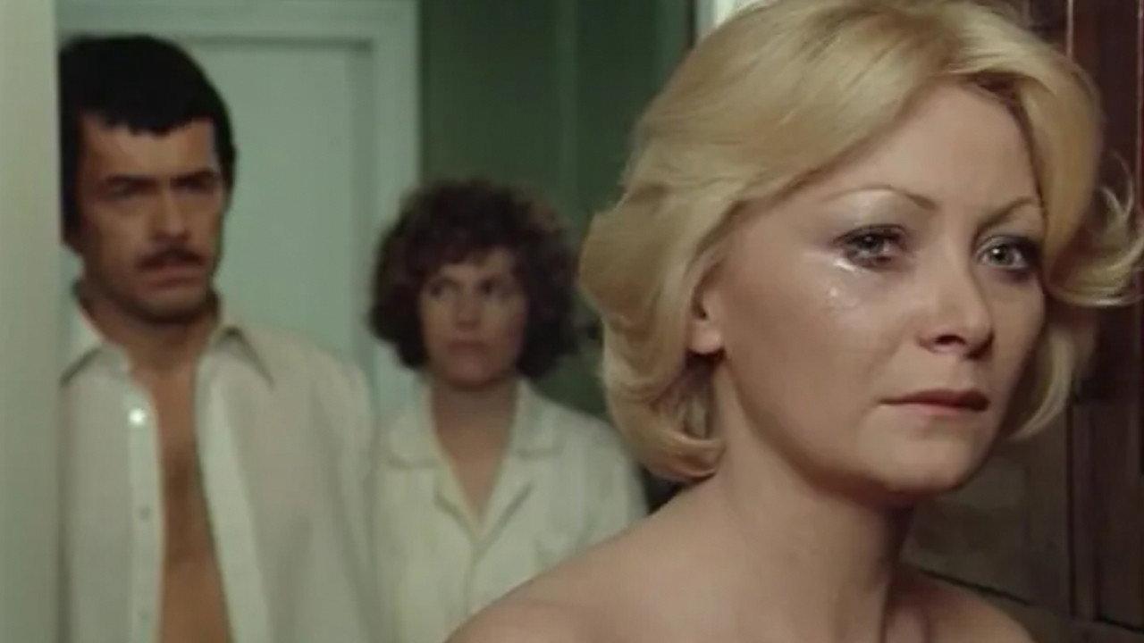 Emilienne 1975 movie scene