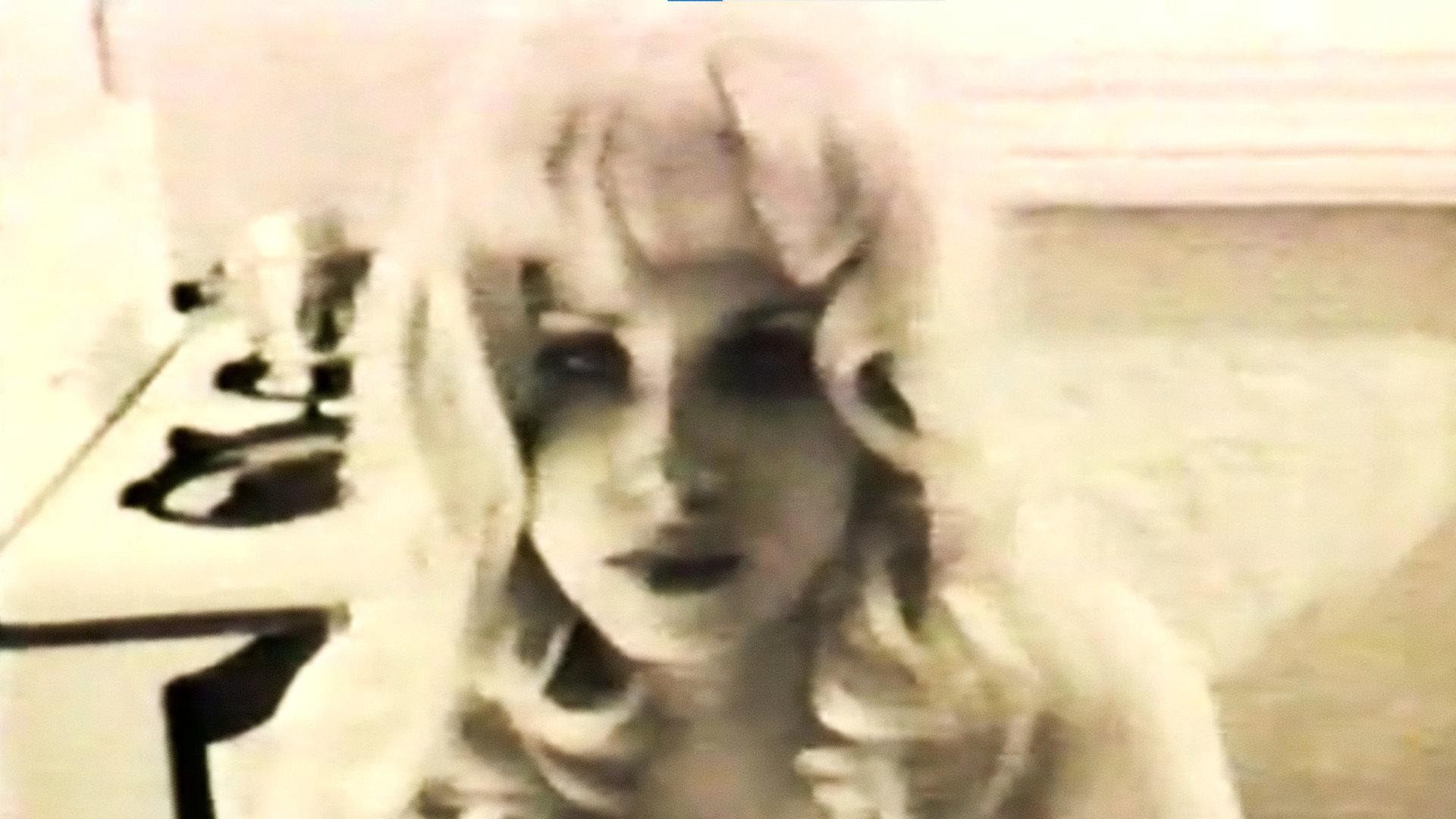 Barbie 1977 movie scene