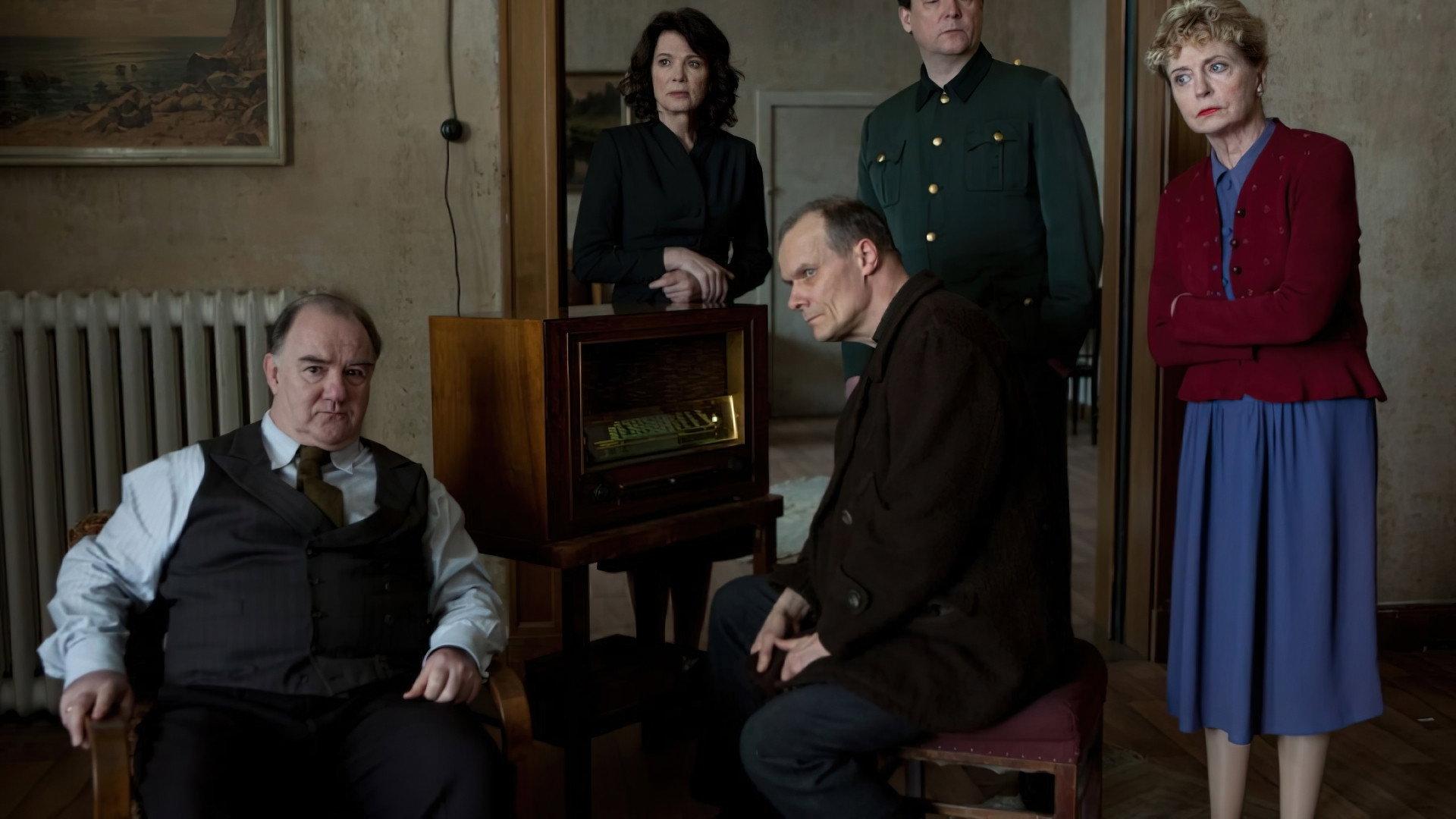 Das Zeugenhaus 2014 movie scene