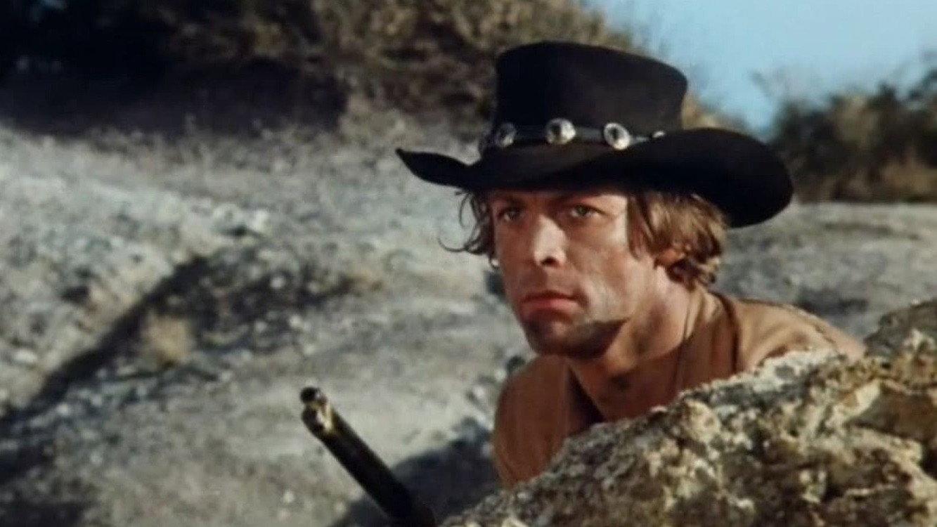 Roy Colt and Winchester Jack 1970 movie scene
