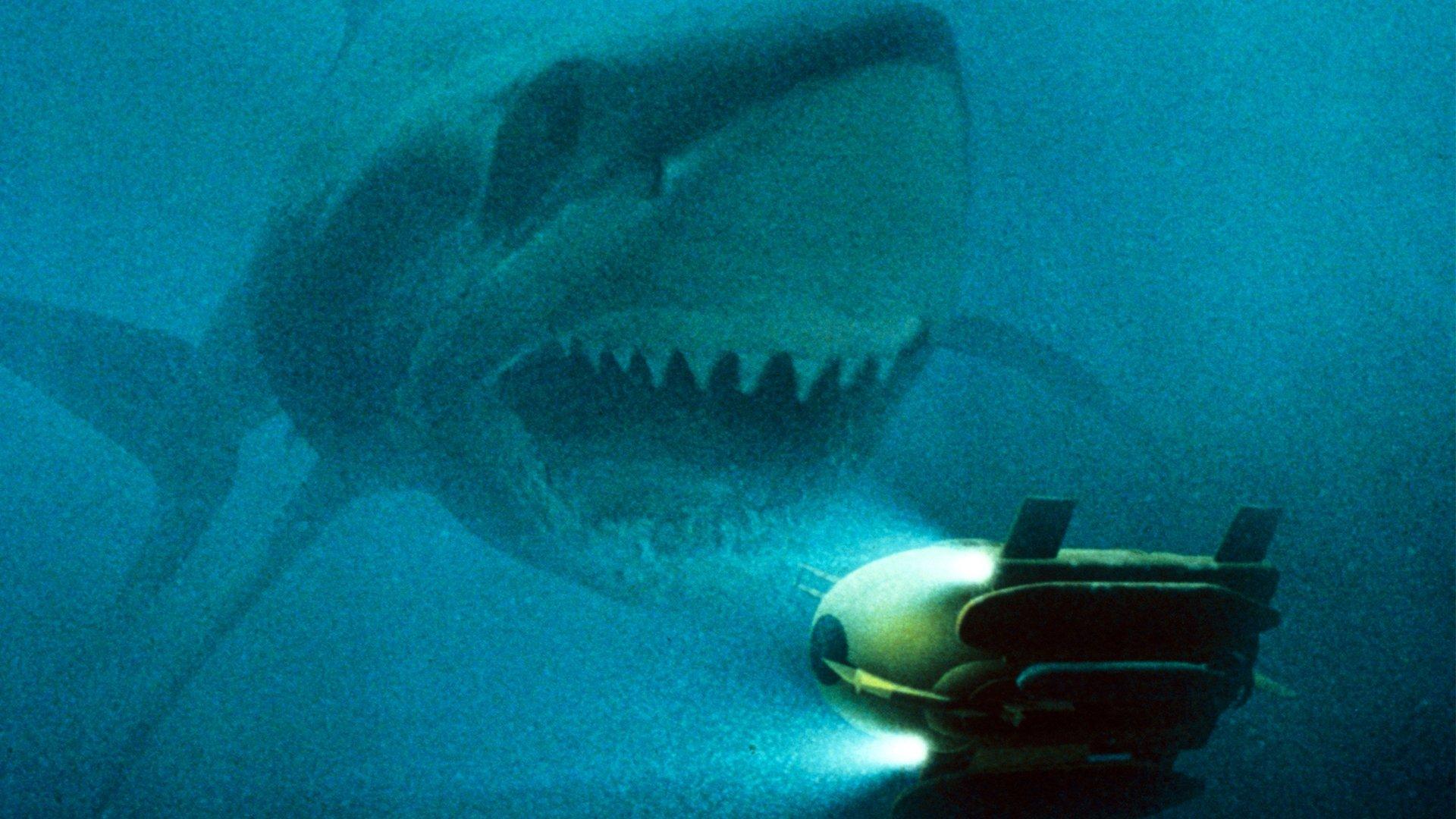 Shark Attack 3: Megalodon 2002 movie scene