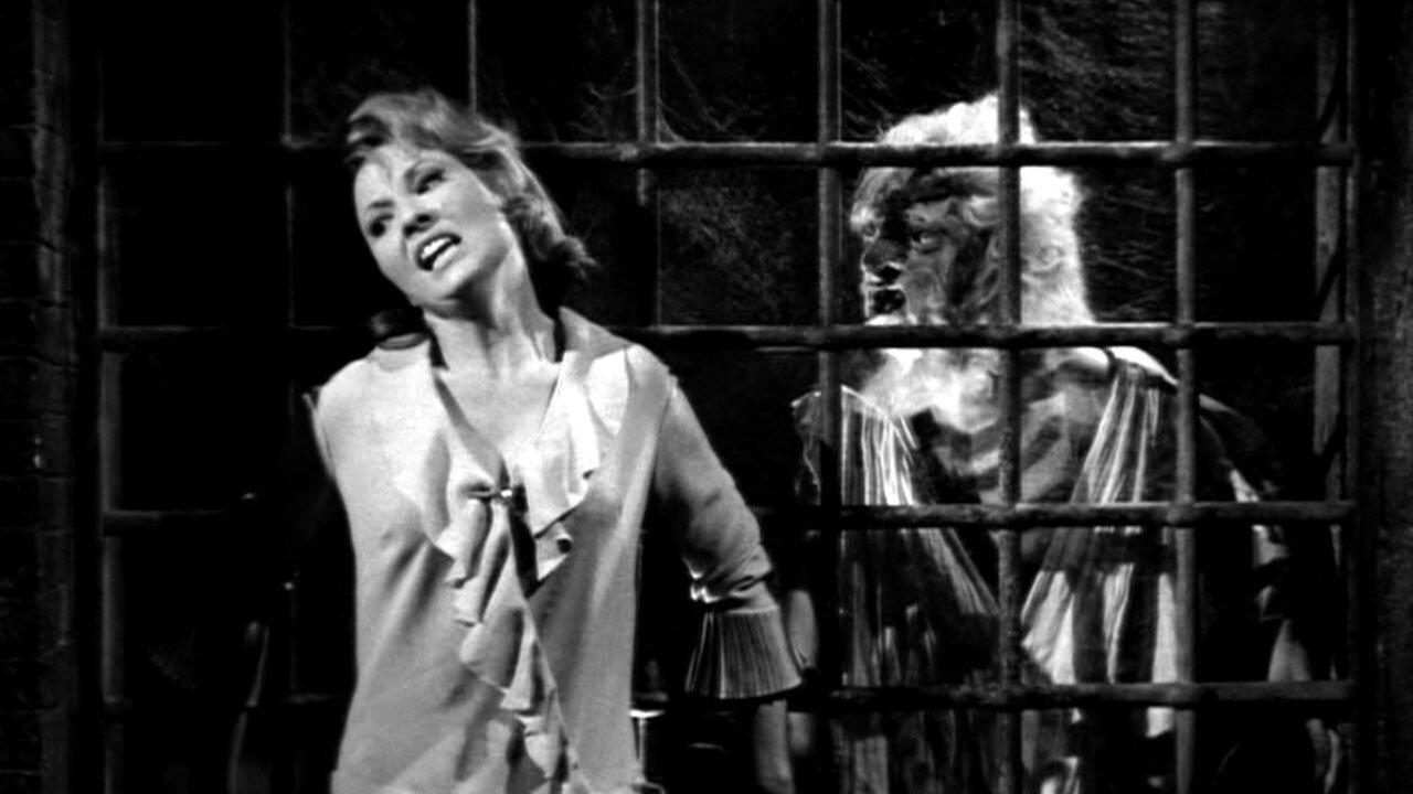 Tomb of Torture 1963 movie scene