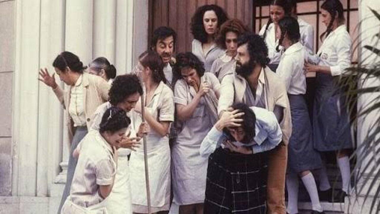 Heart and Guts 1982 movie scene
