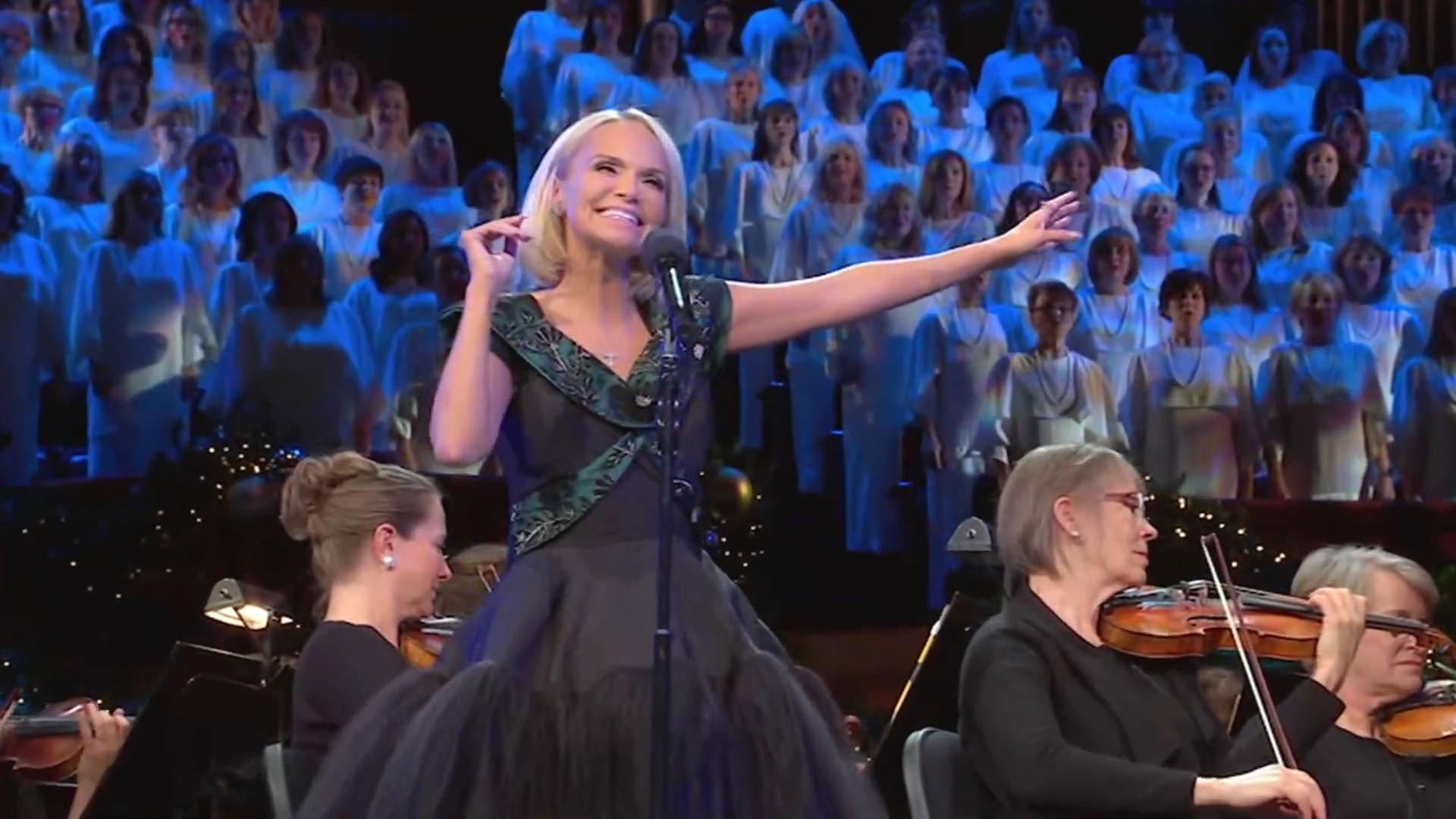 Angels Among Us: The Tabernacle Choir at Temple Square featuring Kristin Chenoweth 2019 movie scene