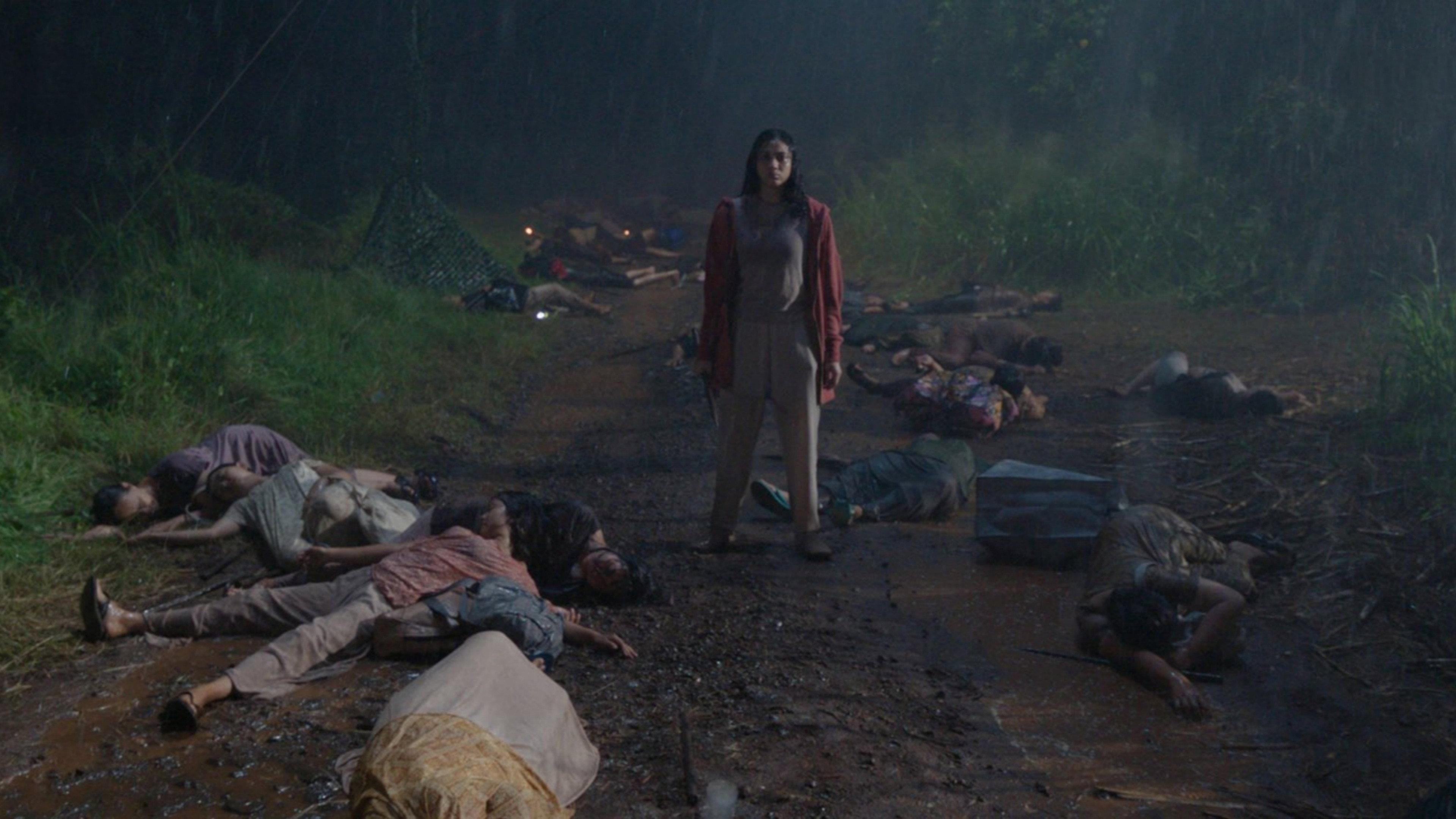 Bisikan Desa Gringsing 2026 movie scene